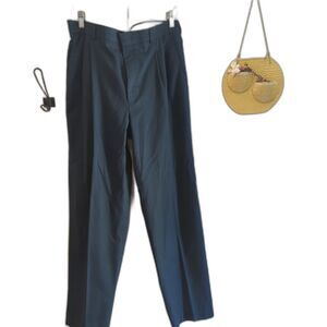 Levi's Travellers Navy Blue Pants Men's Size W32 L32 Pleated Front